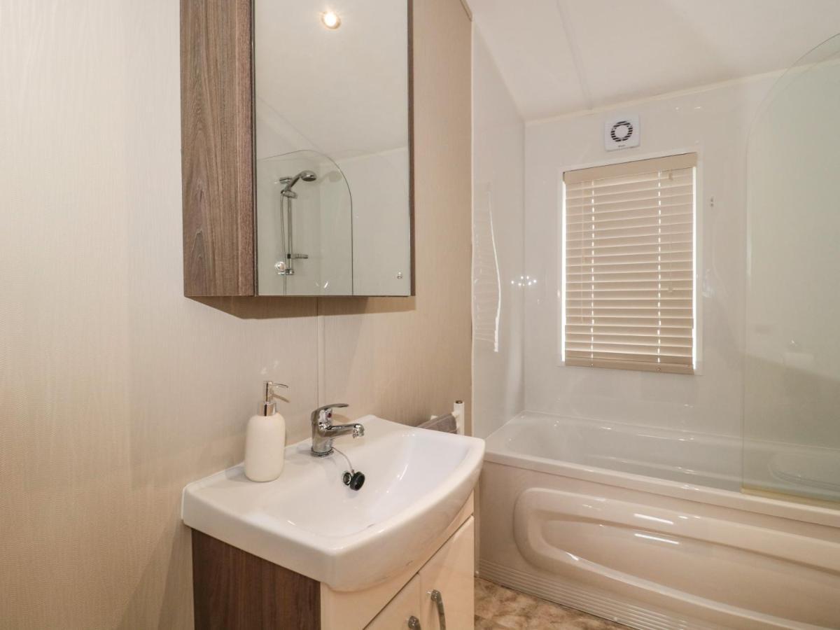 Amethyst Lodge ليمنجتون المظهر الخارجي الصورة